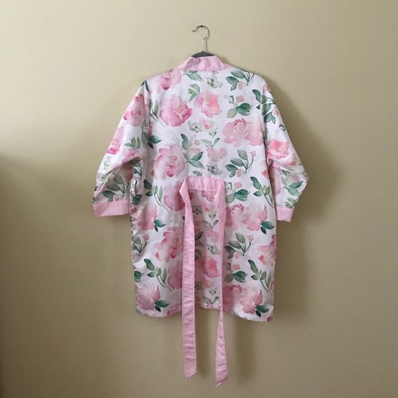 Hello Gorgeous Floral Robe - Picture 3 of 3